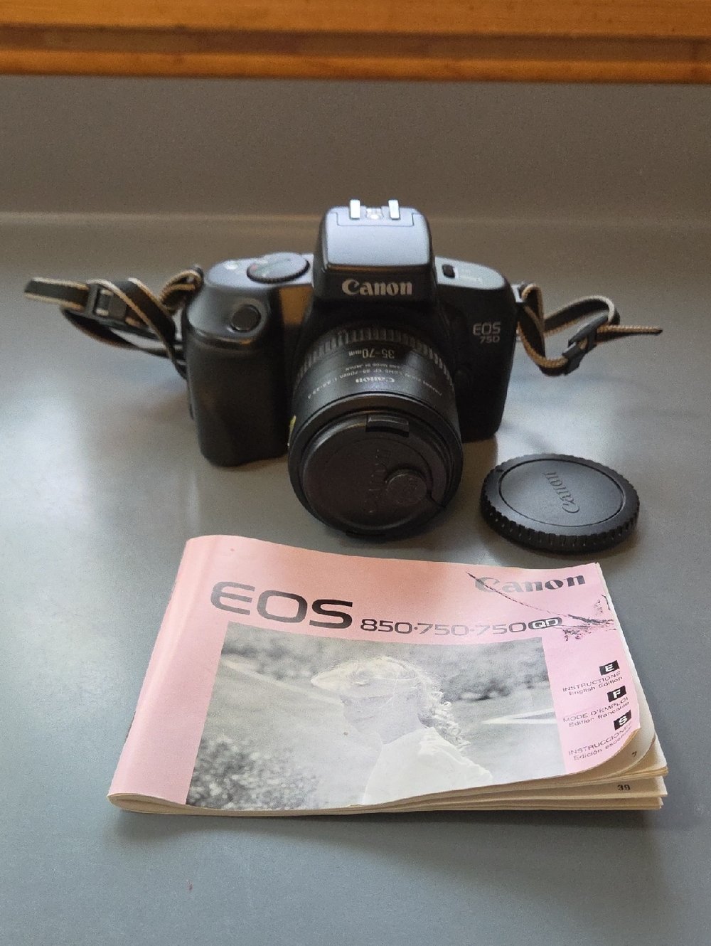 Canon EOS 750 For Parts Only